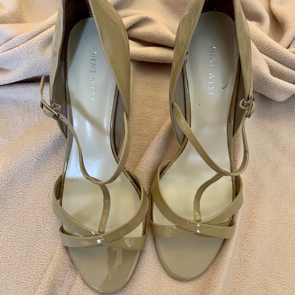 Nine West T-Strap Beige Heels